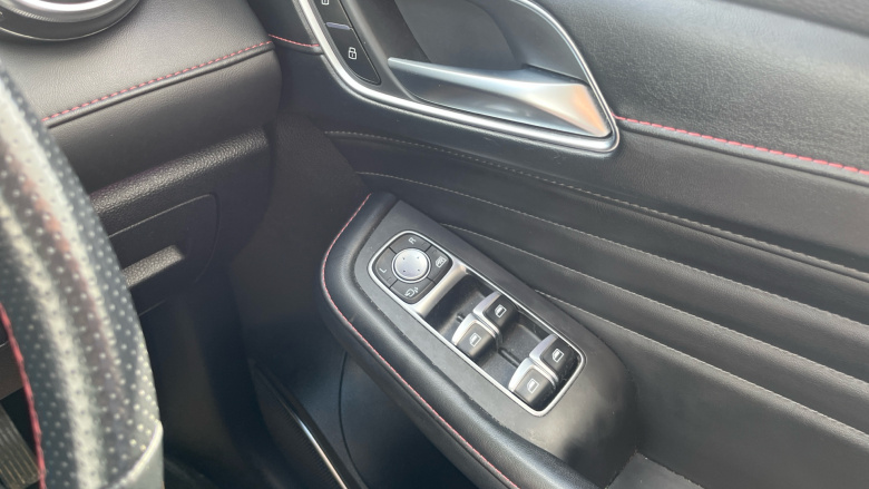 MG Hs 1.5 T-GDI Exclusive 5dr Petrol Hatchback